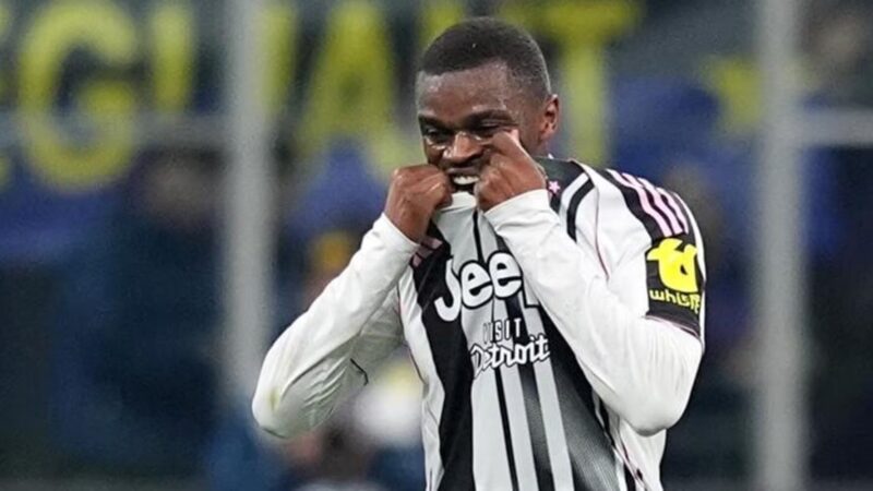 TS – sfogo sui social dopo l’espulsione clamorosa. E Bastoni si ‘nasconde’…