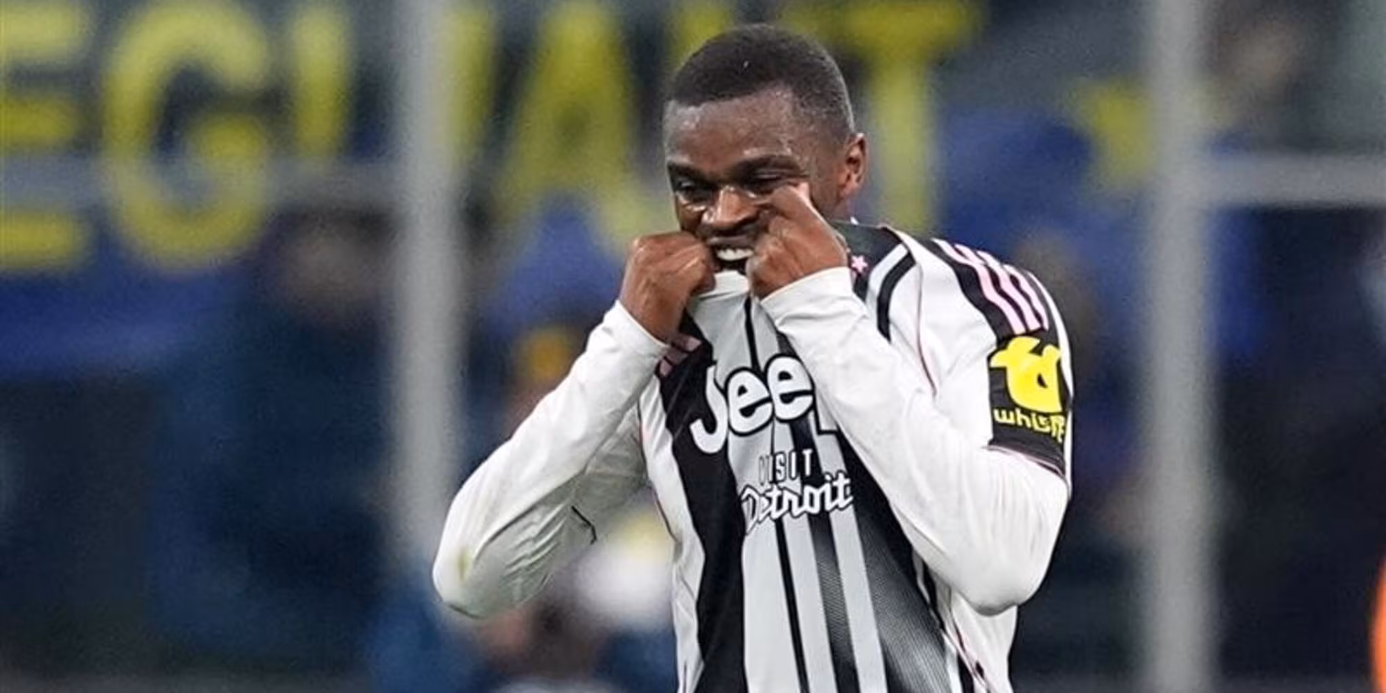 TS – sfogo sui social dopo l’espulsione clamorosa. E Bastoni si ‘nasconde’…