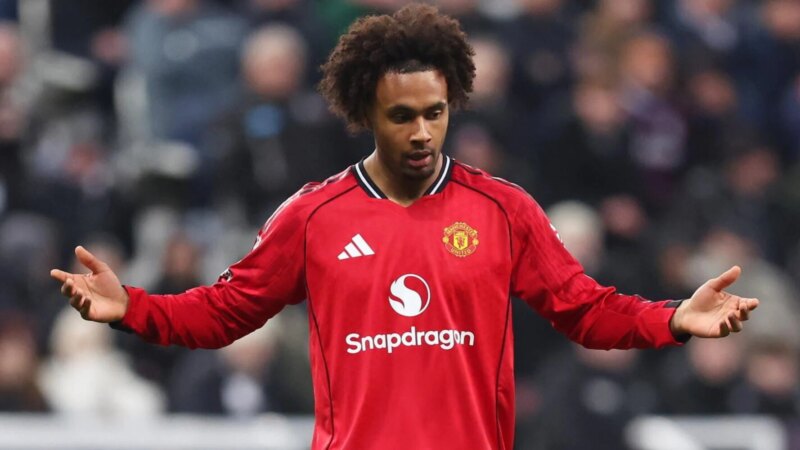 CdS – “Zirkzee lascerà il Manchester United”