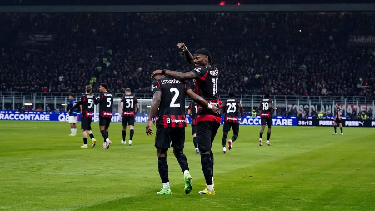 Cronaca, risultato e gol: i rossoneri tengono viva la lotta per il titolo