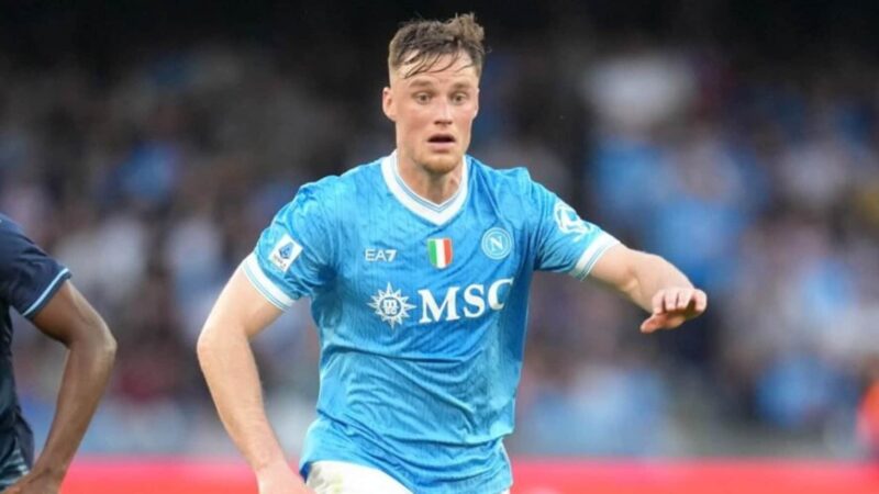 CdS – “Il Liverpool piomba su Beukema del Napoli, lo vuole Slot: le cifre dell’operazione”