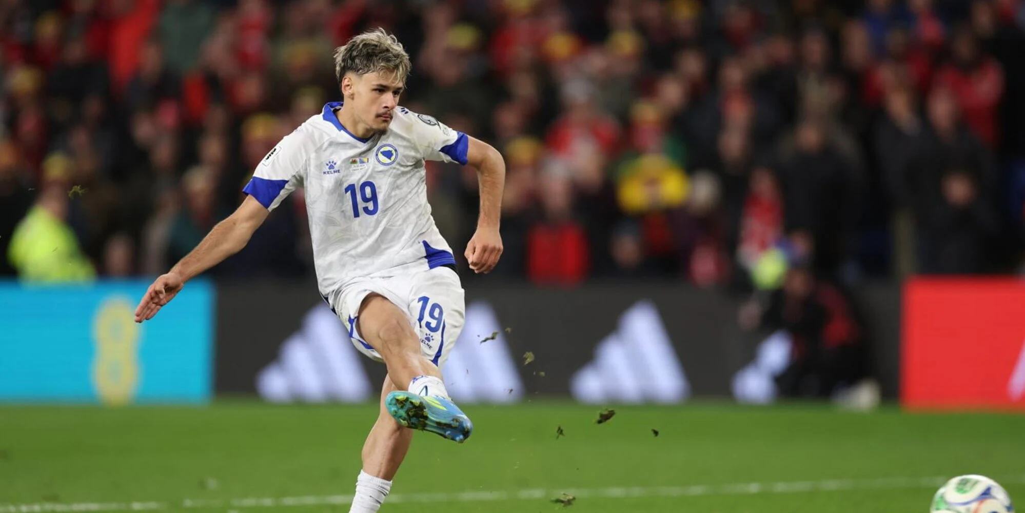 Corriere dello Sport – Alajbegovic, il Milan prova il blitz per superare la Roma: il Bayer vuole l’offerta