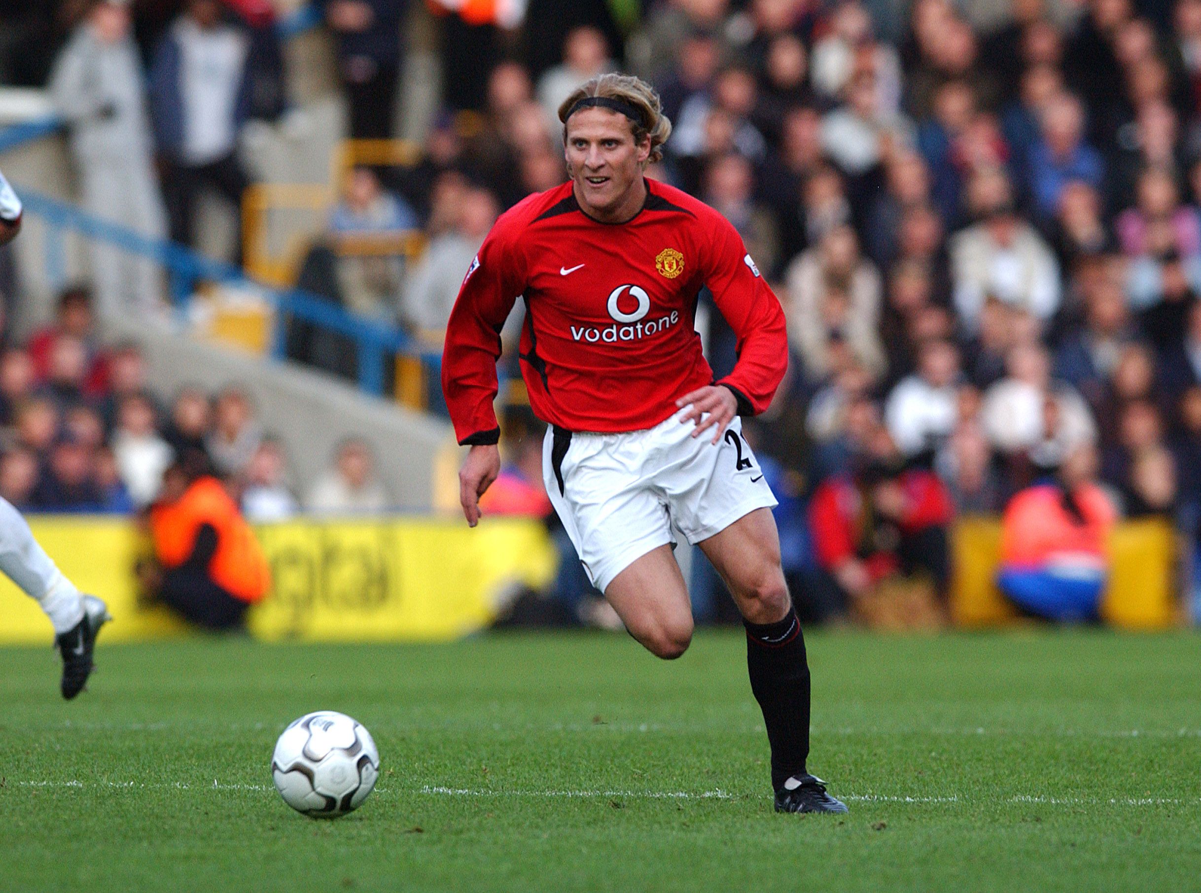 “Era difficile credere che mi volessero, mi ci sono volute alcune settimane per capire che era una cosa seria” Diego Forlan sul suo grande trasferimento al Manchester United nel 2002