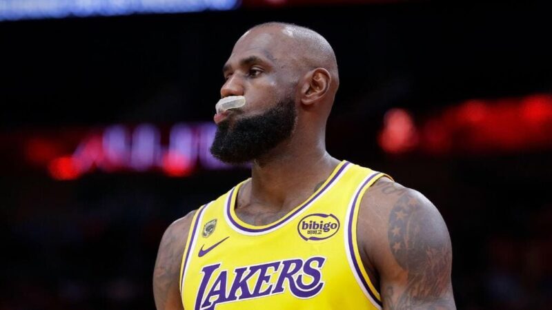 L’allenatore dei Lakers Redick attacca i funzionari della NBA dopo che l’Oklahoma ha domato LeBron James: “Ha il peggior fischio di qualsiasi stella che abbia mai visto”