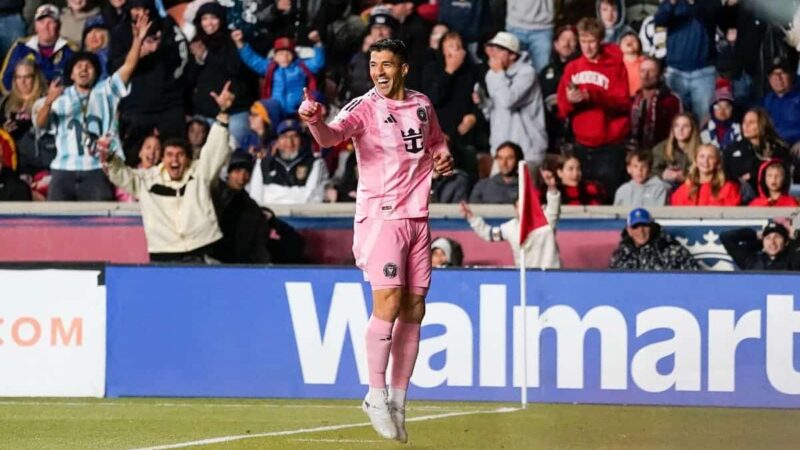 Lionel Messi è messo in ombra mentre Luis Suárez è al centro della scena nella vittoria dell’Inter Miami in casa del Real Salt Lake