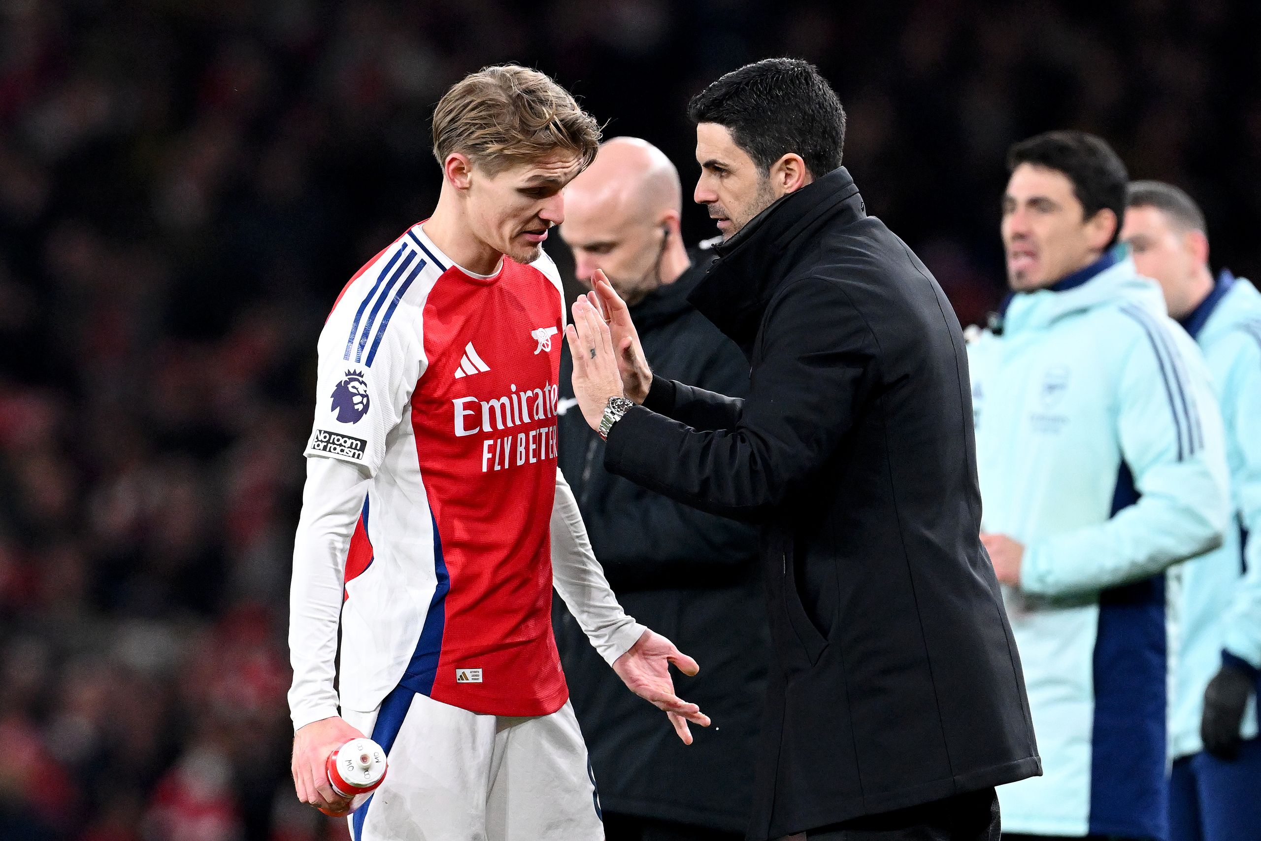 Martin Odegaard si è infortunato questo fine settimana? Ultimo infortunio per il capitano dell’Arsenal mentre la capolista della Premier League affronta il Bournemouth