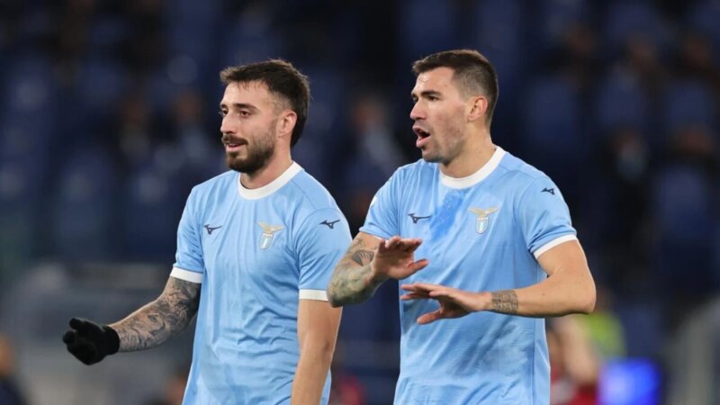 CdS – Lazio, il piano mercato di Sarri: se resta lui allora Romagnoli e Gila…