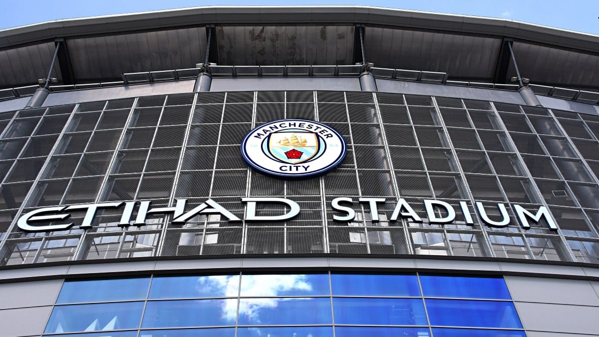Manchester City-Brentford in diretta: squadre confermate e formazioni complete con Rodri assente in Premier League, canale TV, live streaming online