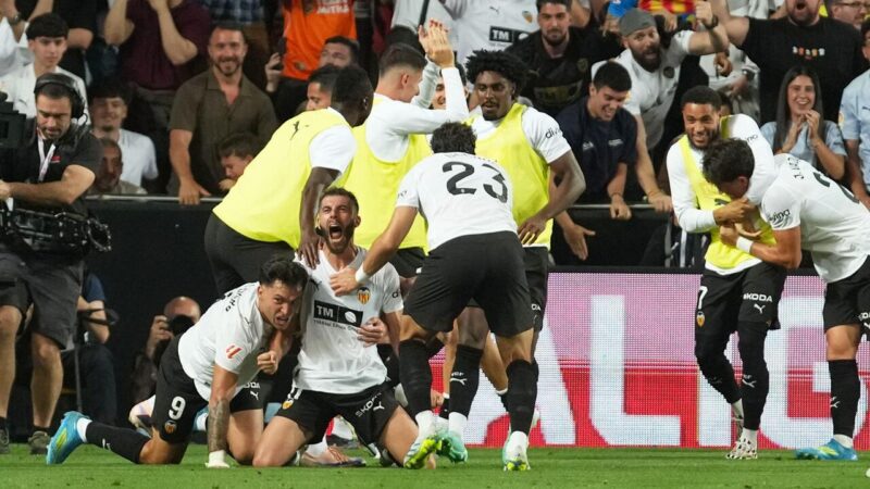 Valencia – Barcellona 3-1: i padroni di casa battono i campioni ma non riescono a conquistare un posto europeo