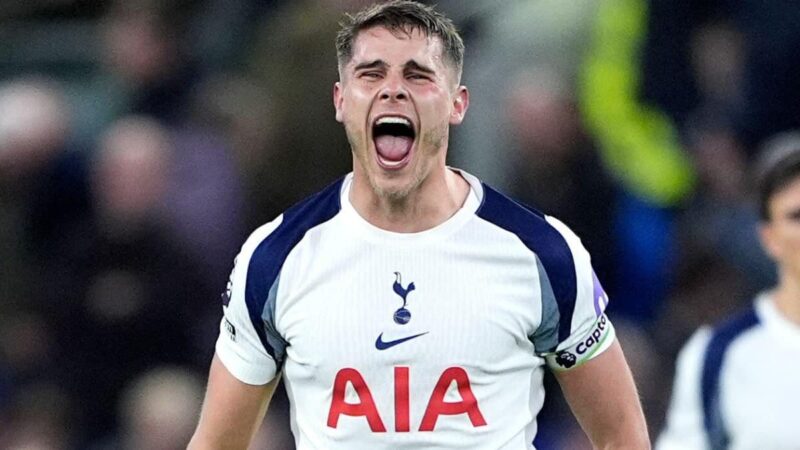 Van de Ven definisce la stagione “inaccettabile” dopo che il Tottenham è sfuggito alla retrocessione
