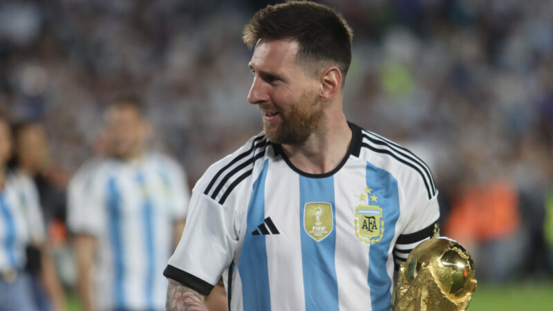 Aggiornamento sugli infortuni di Lionel Messi: la stella argentina si allena e potrebbe essere coinvolta stasera contro l’Honduras