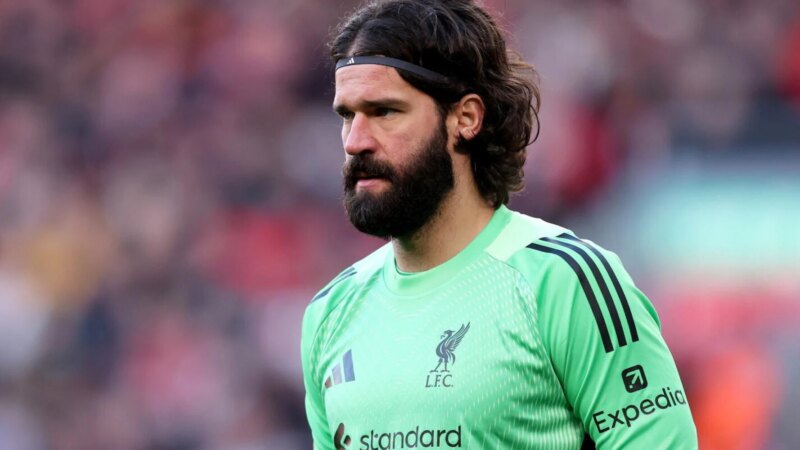 Corriere dello Sport – Svolta Alisson, può riaprirsi la pista Juve! Iraola può cambiare le gerarchie al Liverpool. Le alternative restano tre 