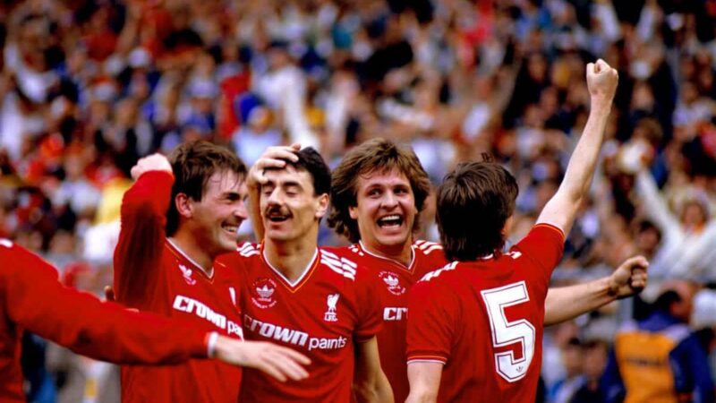 La leggenda del Liverpool Dalglish è in cura per il cancro