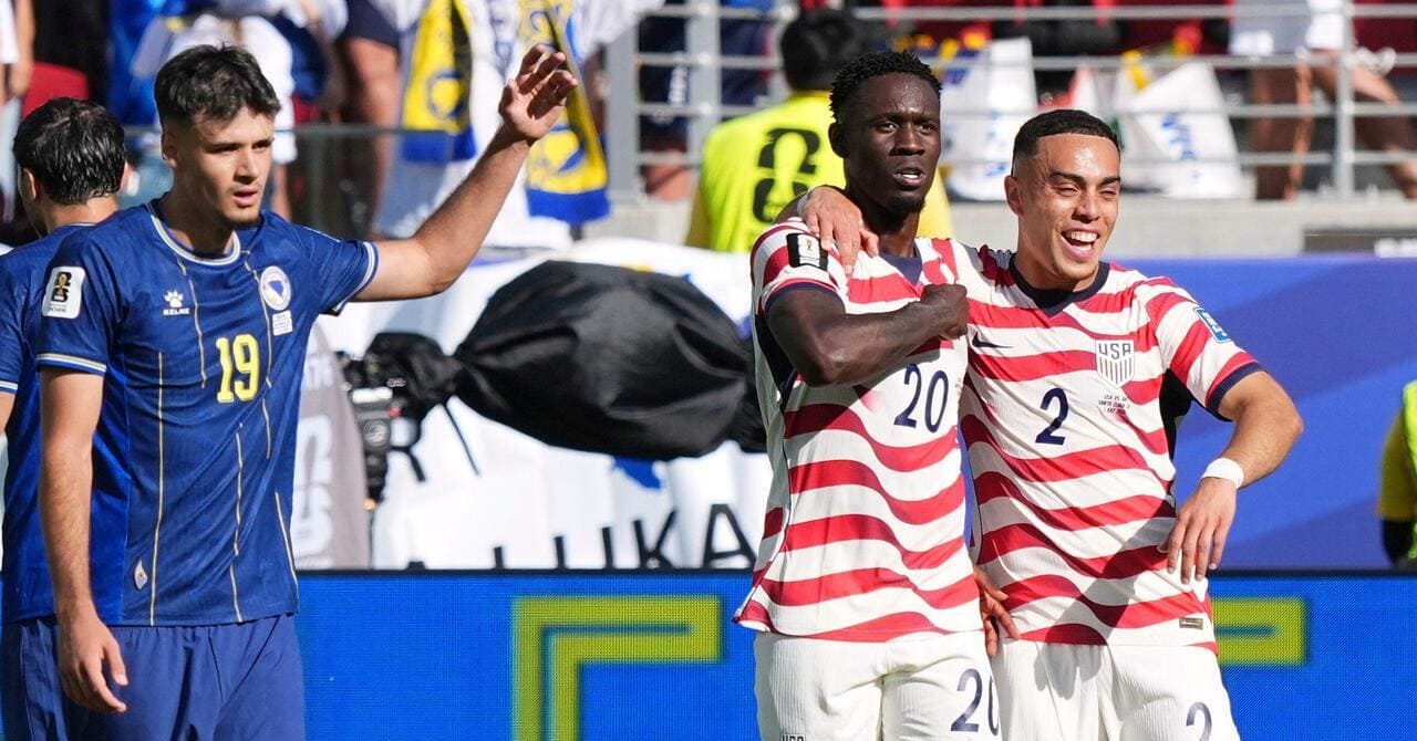 Balogun segna allo scadere del primo tempo e mette gli USA in corsa per gli ottavi