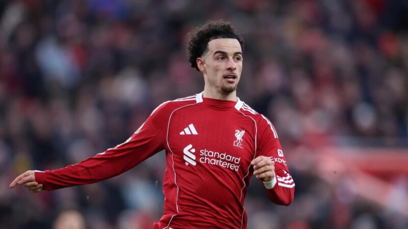 CdS – Inter, con Jones c’è ancora distanza: il Liverpool chiede tanto ma c’è un aspetto che favorisce Chivu