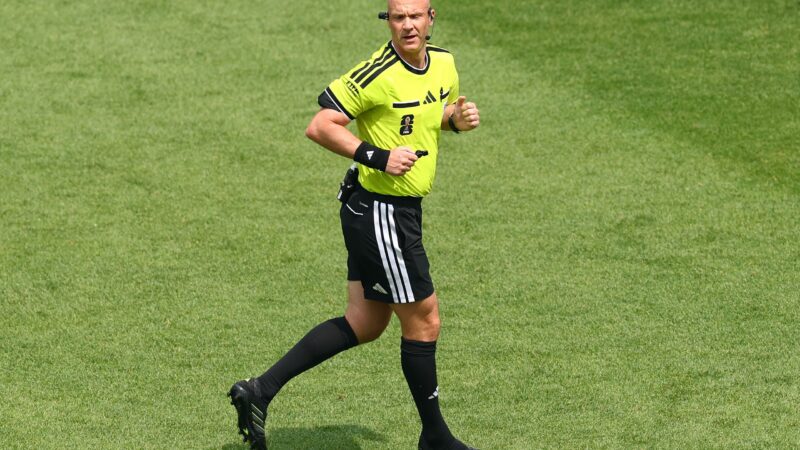 Chi è Anthony Taylor? L’arbitro di Portogallo-Spagna