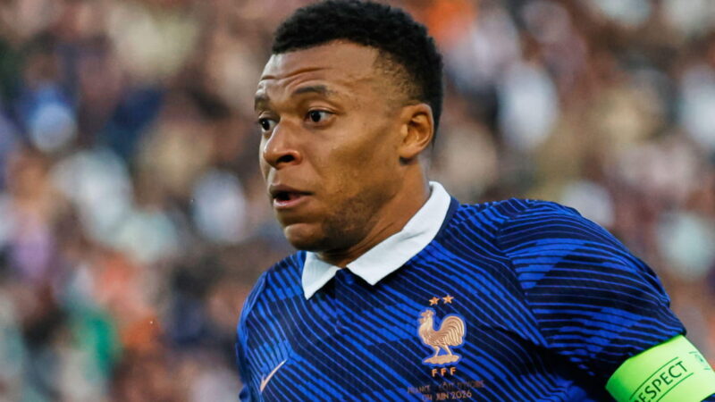 Coppa del Mondo 2026 dal vivo: Kylian Mbappe “irritato” spinge l’avversario mentre il Paraguay “eccezionale” “prende sotto la pelle” della Francia negli ottavi di finale