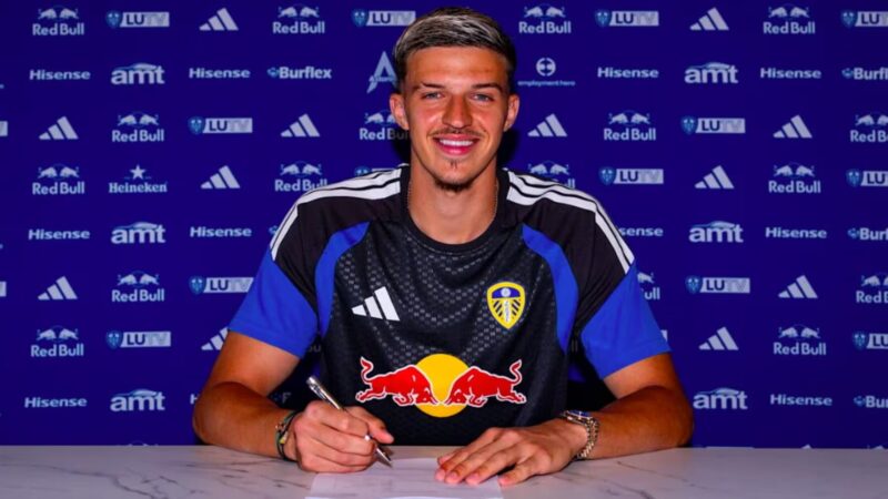 Corriere dello Sport – Muharemovic dal Sassuolo al Leeds, è ufficiale: la cifra incassata dalla Juve