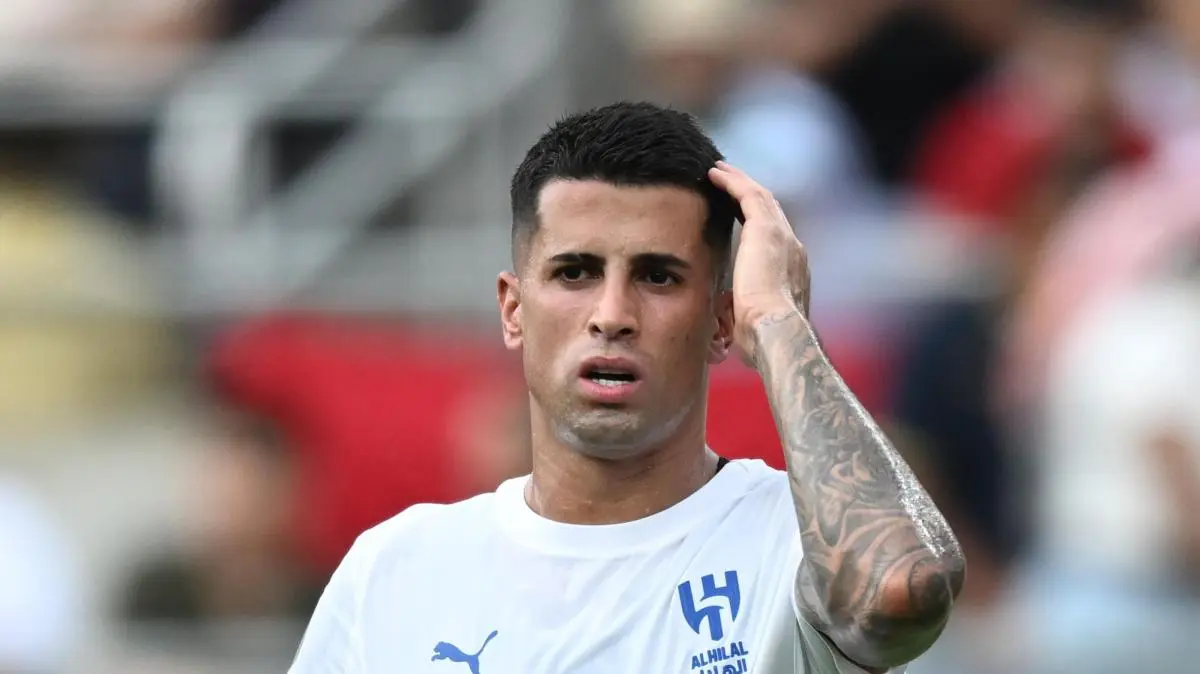 Joao Cancelo spinge per il ritorno del Barcellona mentre il terzo incantesimo chiama