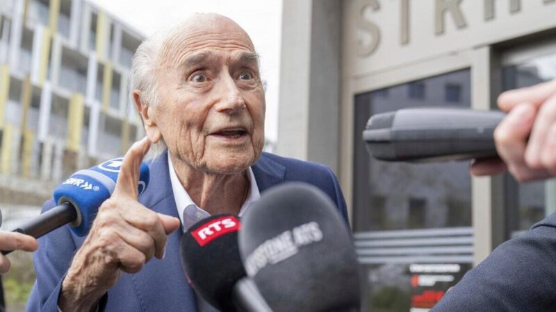 La FIFA “perderebbe la sua anima” nel controverso programma della Coppa del Mondo, avverte Blatter
