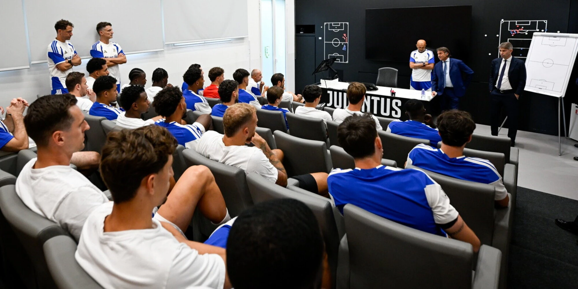 Tuttosport – Reset Juve, il discorso di Carnevali alla squadra: una parola chiave con Spalletti e Massara