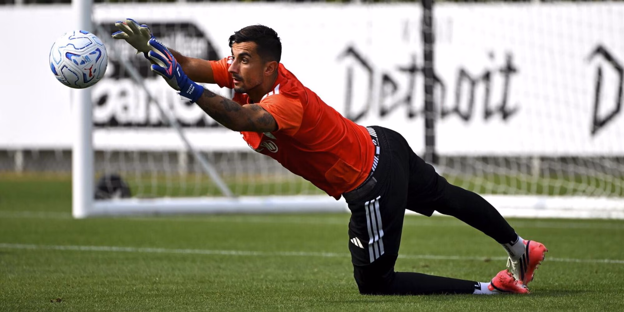 Corriere dello Sport – Perin si avvicina al Palermo, la Juve abbassa le richieste: i retroscena della trattativa