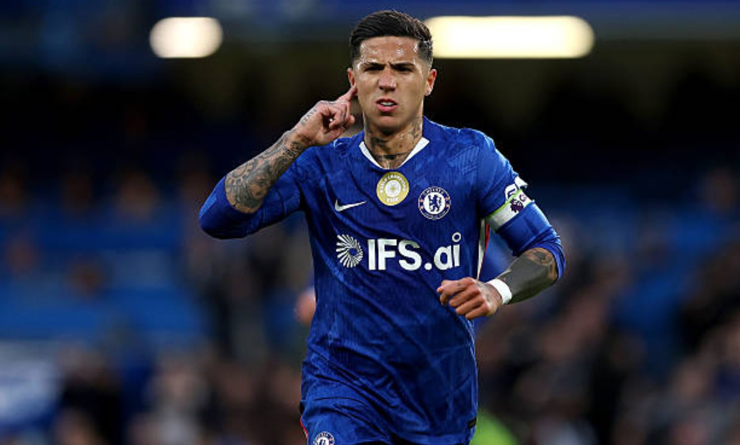 Enzo Fernandez al Man City ottiene una svolta importante quando il Chelsea fissa una scadenza di 120 milioni di sterline