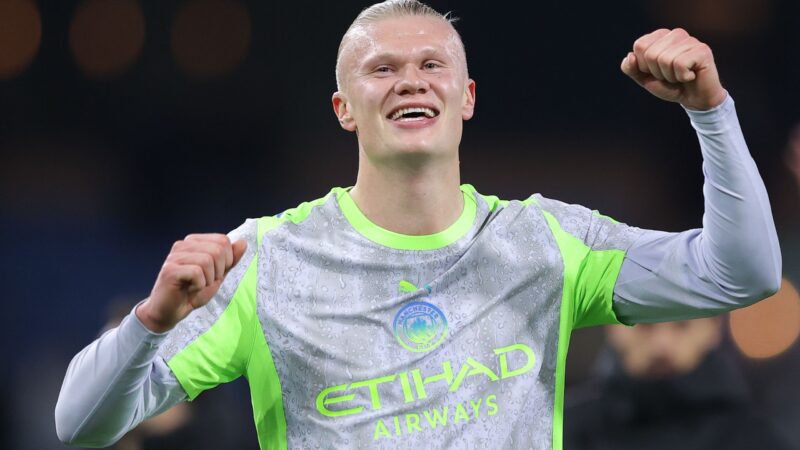Erling Haaland riceve quattro Guinness World Records