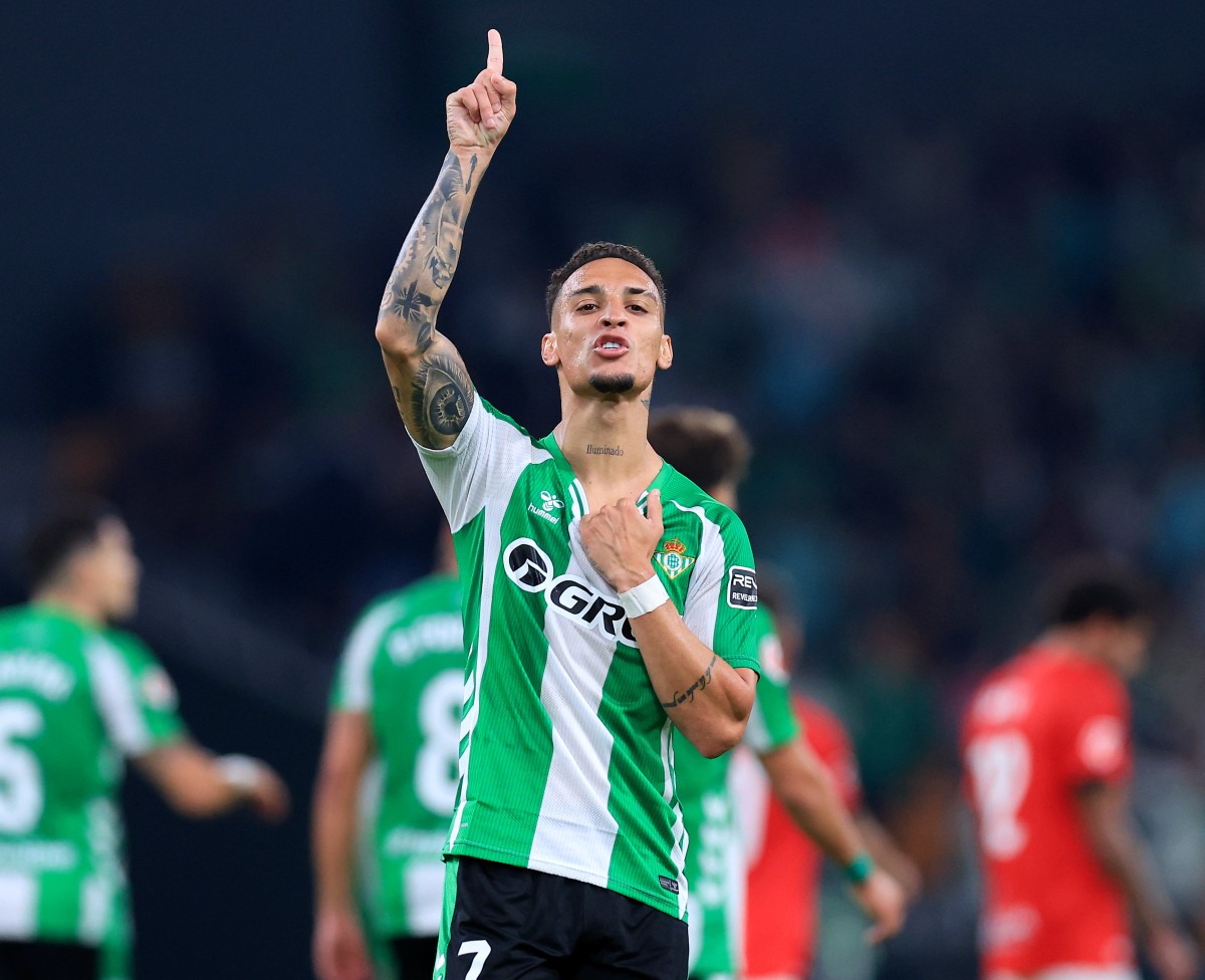 Il Real Betis rifiuta un’offerta da 50 milioni di euro per Antony