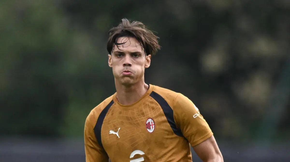 Samuele Ricci al Como: centrocampista del Milan in prestito con opzione da 22 milioni di euro