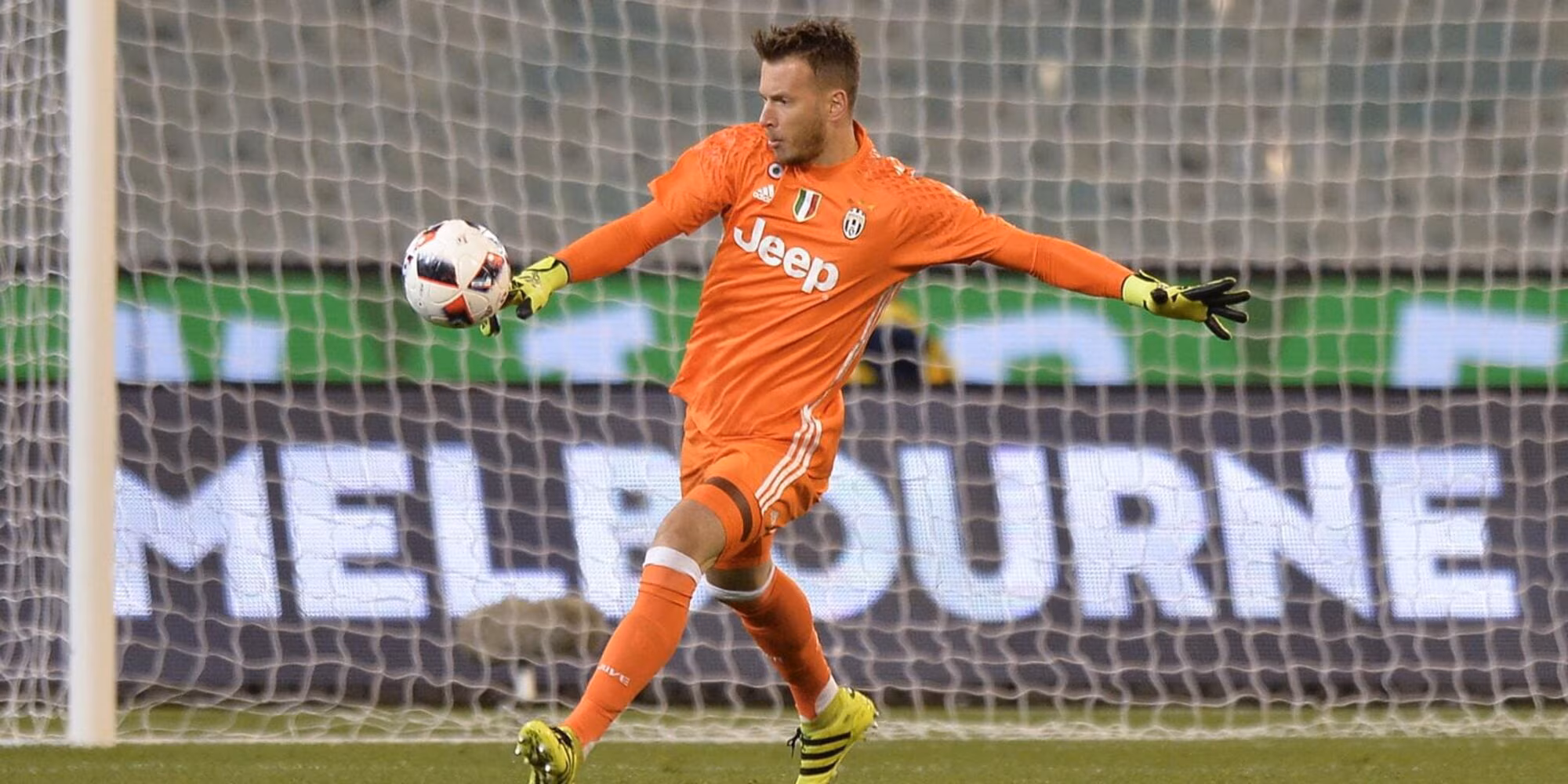 CdS – L’attesa della Juve per Neto è finita: oggi le visite mediche e la firma