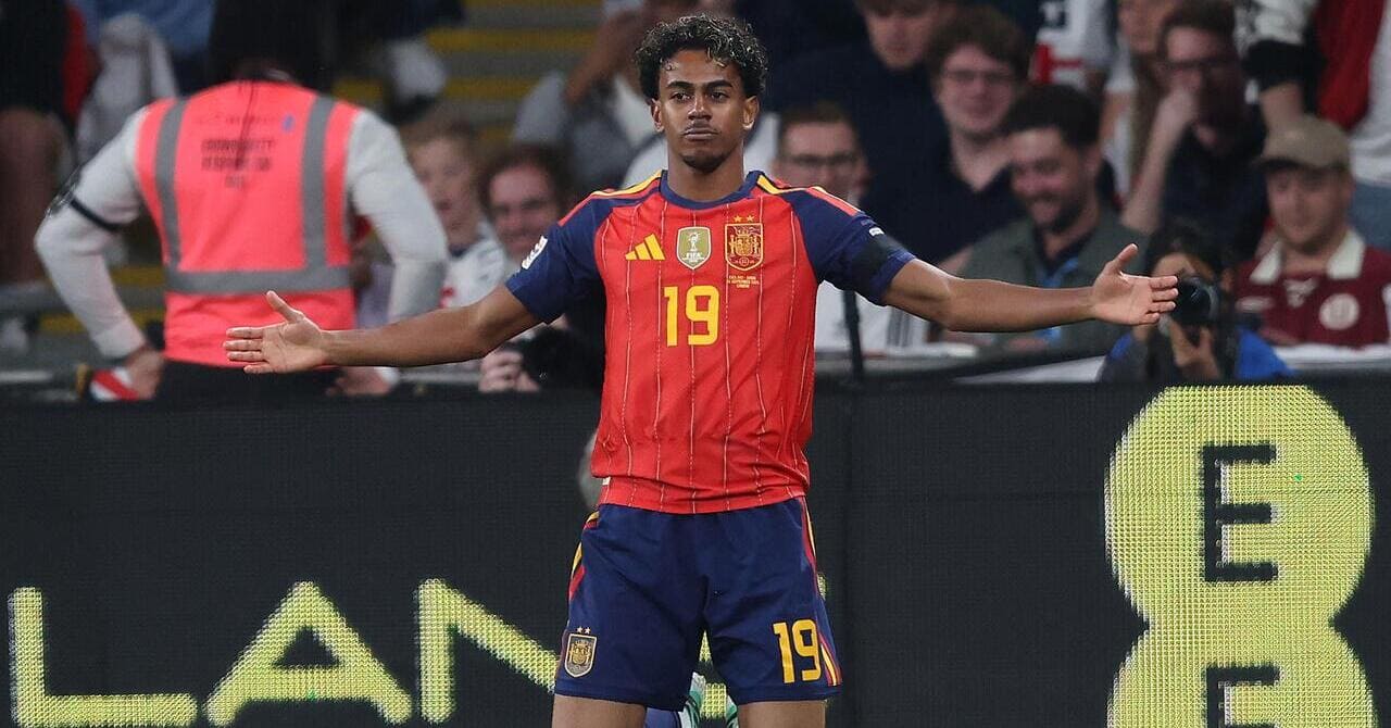GUARDA: Yamal segna dopo 104 secondi portando la Spagna in vantaggio a Wembley