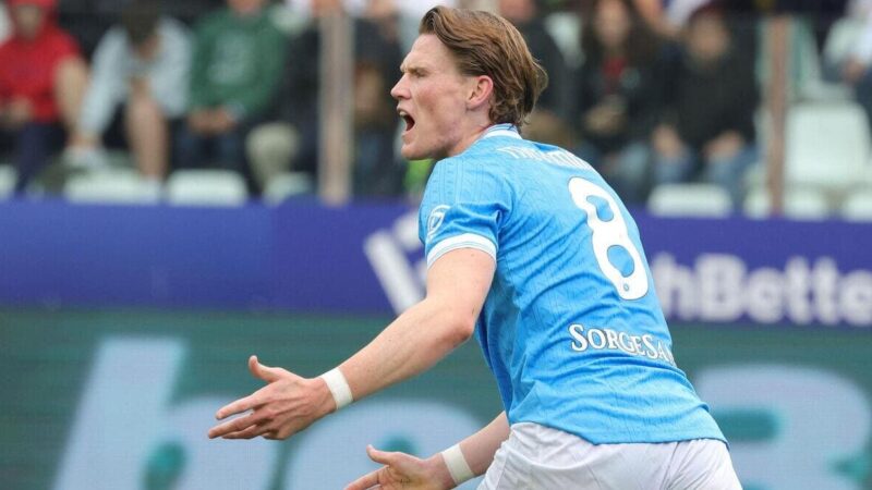 Il centrocampista del Napoli McTominay sarà operato al cuore