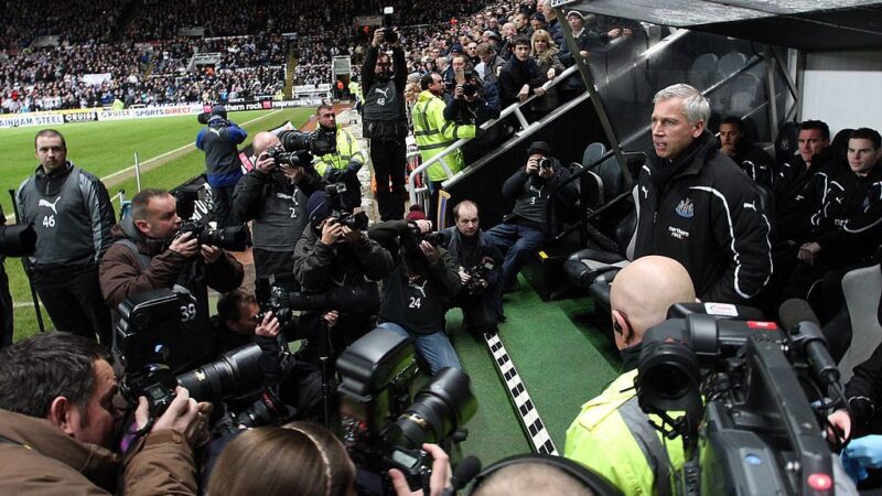 “Joey Barton mi ha detto che nessuno mi voleva lì, i tifosi del Newcastle non mi apprezzavano e i media locali non mi hanno aiutato: questo ha creato un’atmosfera tossica” Alan Pardew si sente distrutto dall’incantesimo del Newcastle United