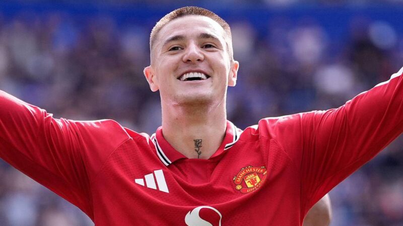 L’attaccante del Manchester United Sesko si è sottoposto ai test dopo essersi ritirato dalla squadra slovena