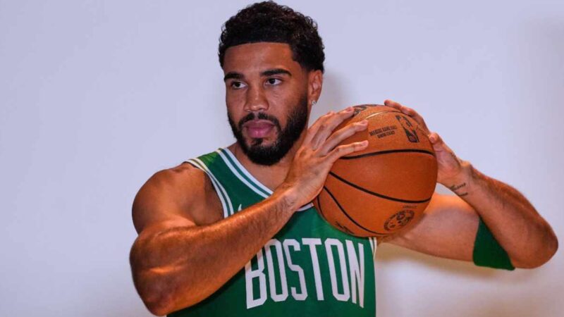 NBA: Jayson Tatum abbraccia il ruolo di leadership dei Celtics dopo lo scambio di Jaylen Brown