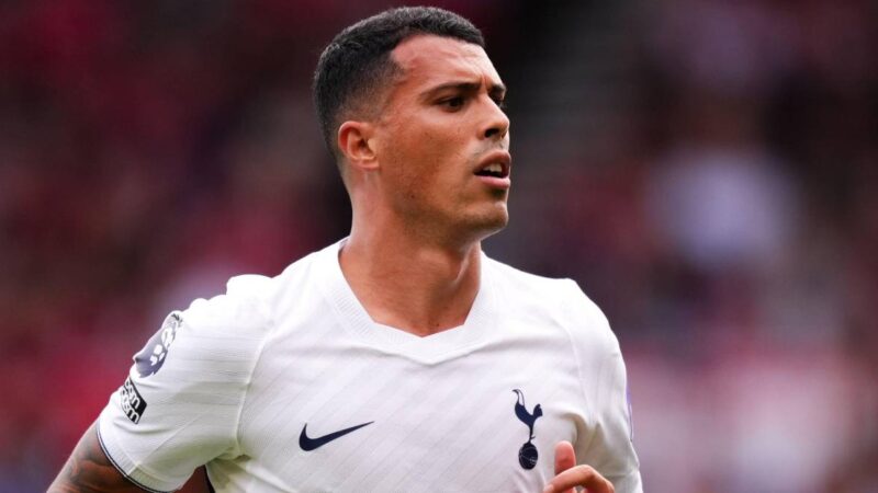 Pedro Porro: difensore del Tottenham e della Spagna fuori per quattro settimane per un infortunio al tendine del ginocchio