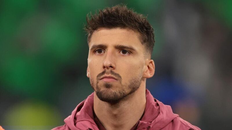 Ruben Dias si interroga sull’incertezza del Manchester City e difende Cristiano Ronaldo dalle accuse di egoismo