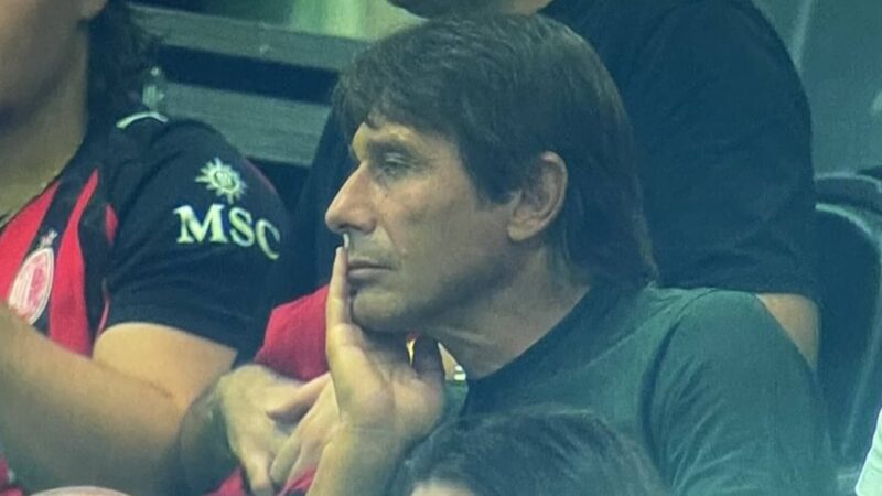 TS – Conte dal Milan, allo stadio per il Benfica. San Siro riempie di fischi Amorim