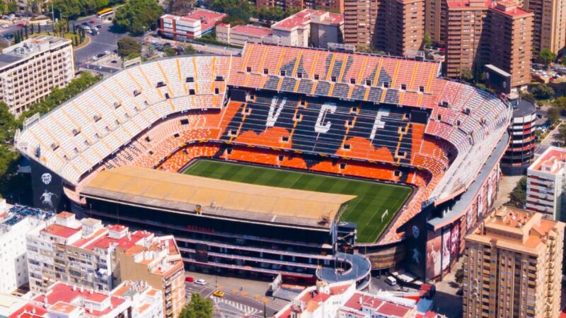 Valencia-Barcellona: anteprima della Liga, notizie sulle squadre, formazioni, statistiche, dove guardare, canale TV, live streaming online e pronostici