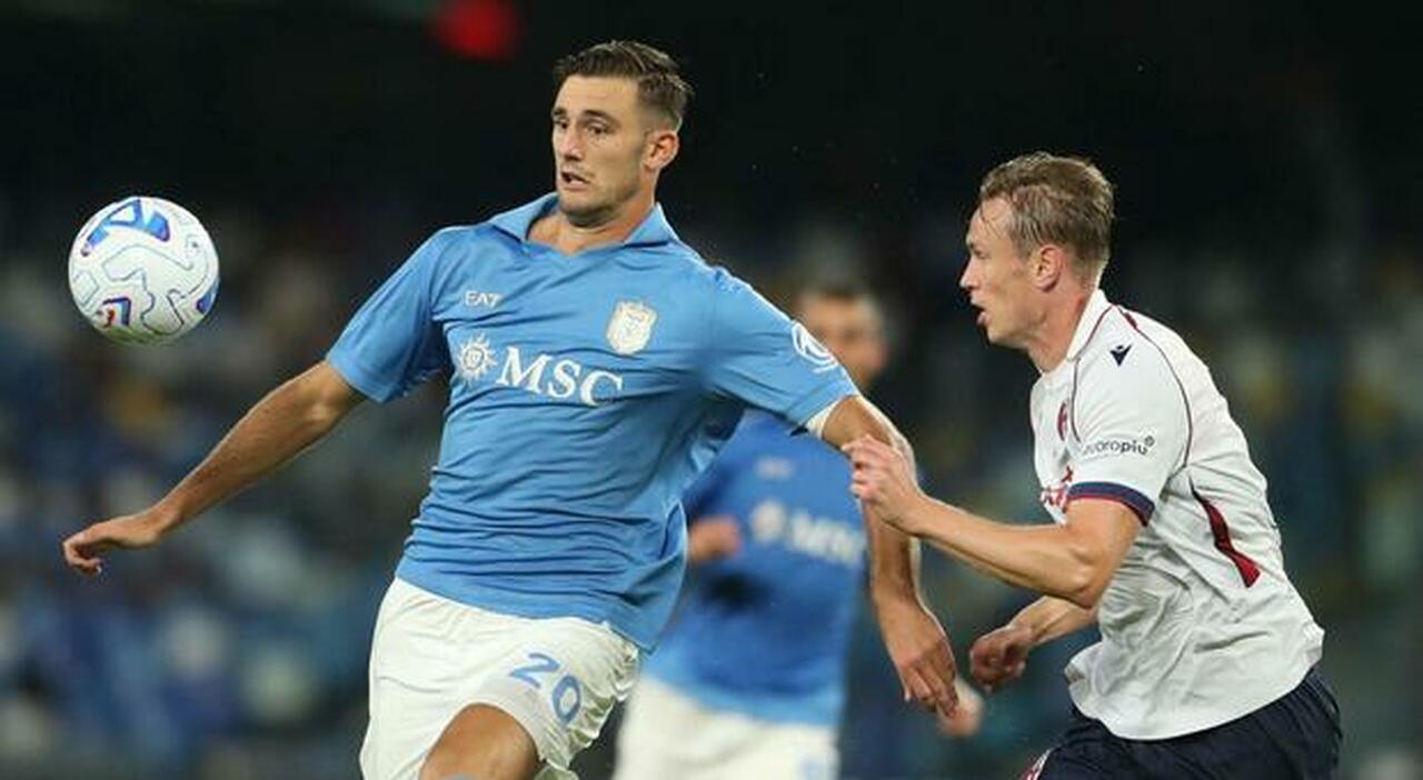 Napoli-Frosinone: Lucca e Hojlund, sfida per un posto da titolare