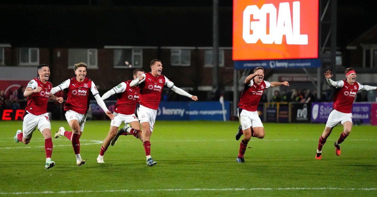 Fleetwood Town – Arsenal 1-1 (5-3 dr.): i campioni della Premier League stupiscono quando la squadra della League Two trionfa ai rigori