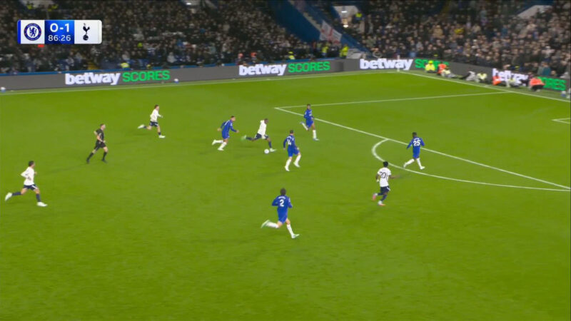 Guarda lo straordinario gol in solitaria di Mathys Tel contro il Chelsea