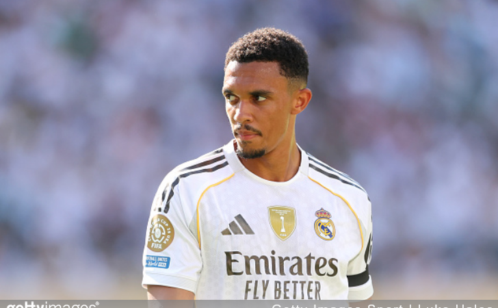 Il Liverpool considera un clamoroso ritorno per Trent Alexander-Arnold