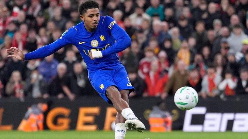 Liverpool – Chelsea 1-1 (rigori 6-5): resoconto, risultato e gol mentre Fofana si avventa ai rigori regalando la vittoria ai Reds