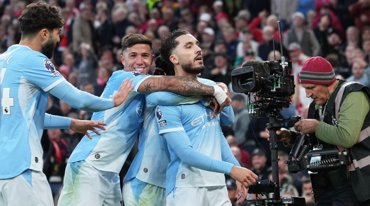 Liverpool – Manchester City 0-3: resoconto, risultato e gol mentre i Reds crollano dopo il cartellino rosso di Gravenberch