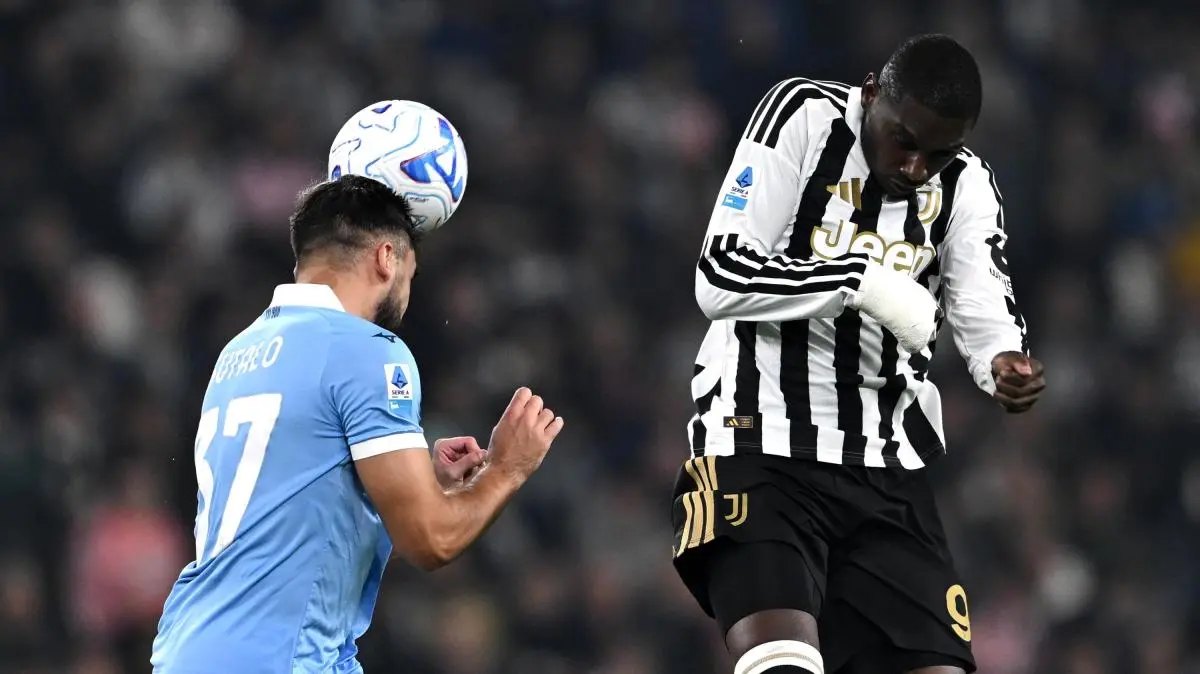 Ryanair prende in giro la Juventus definendola “il nuovo Tottenham”. I tifosi replicano: “Sono esplosi come le vostre finestre”