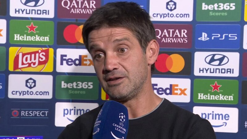 TS – Chivu, braccetto e preoccupazione: “Champions complicata”. Poi l’elogio: “Esempio per tutti”