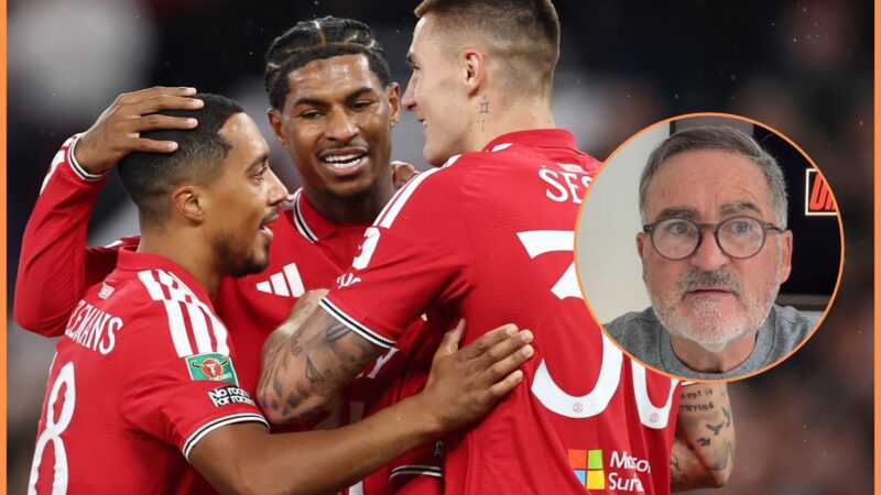 Youri Tielemans del Manchester United viene colpito da Richard Keys